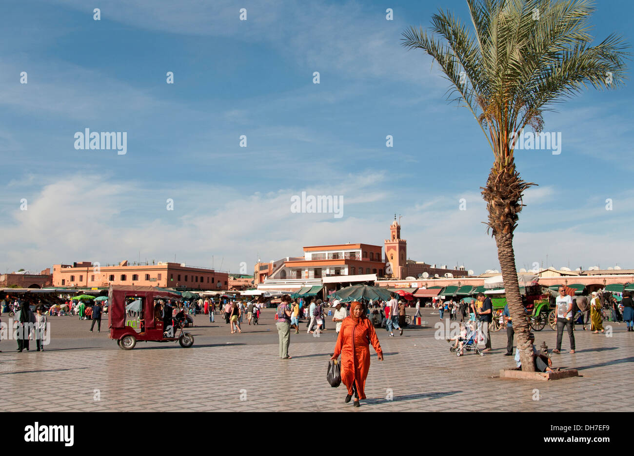 Jamaa el Fna est un carré et de la place du marché de la médina de Marrakech (vieille ville) Maroc Banque D'Images