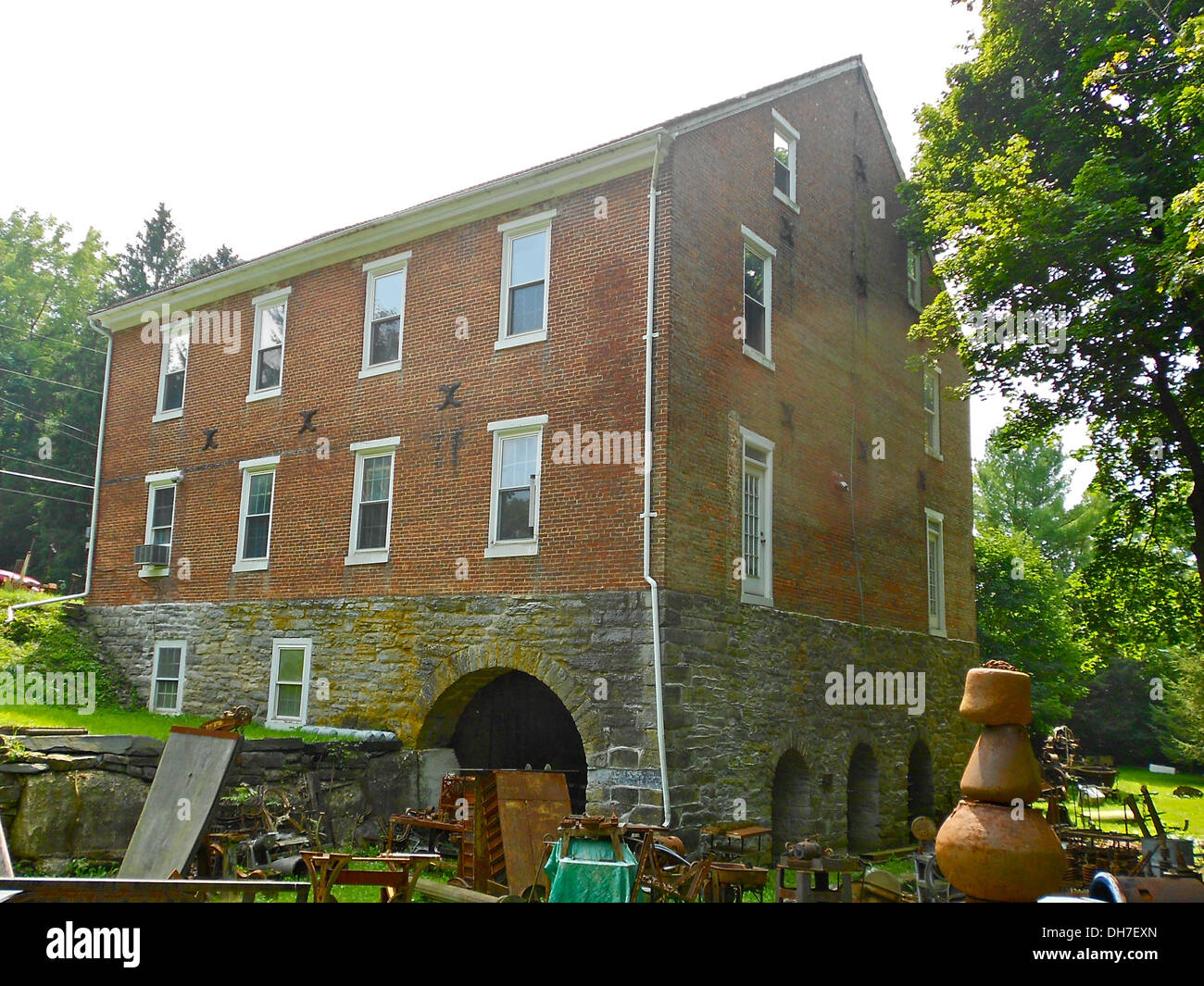 Moselem Farms Mill, situé dans le comté de Berks, en Pennsylvanie, est inscrit sur le registre national des lieux historiques (NRHP) depuis le 8 novembre 1990. C'est un site historique important dans la région. Banque D'Images