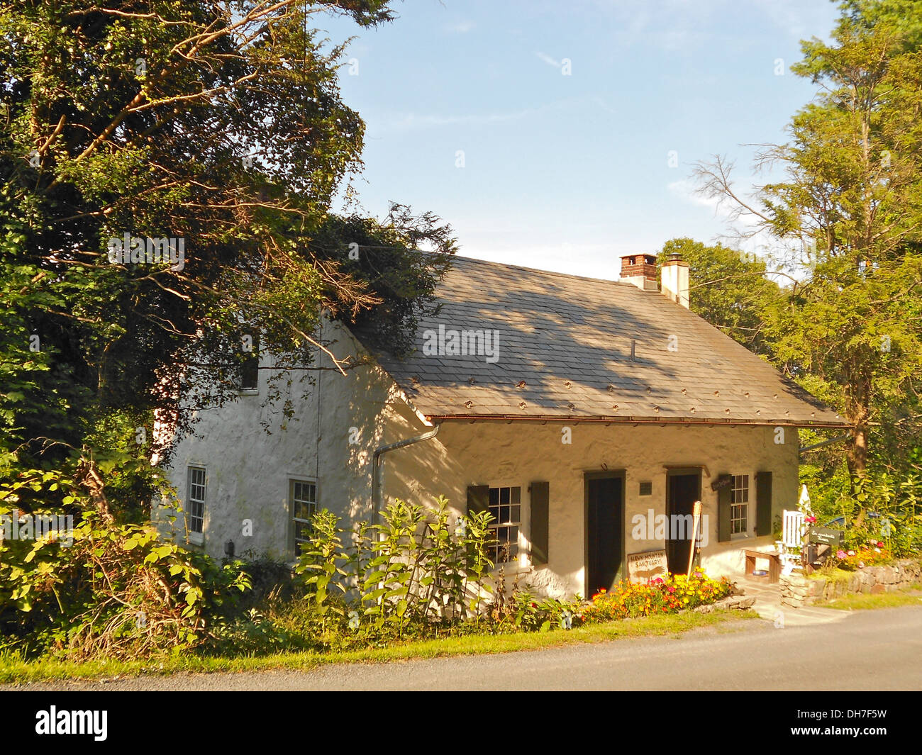 Schaumboch's Tavern sur la PNSR depuis 1979. Construit c. 1793. Au nord-ouest de Hambourg le Hawk Mountain Road, Albany Township, Berks Co Banque D'Images