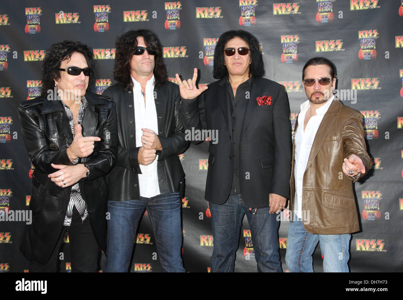 Paul Stanley Tommy Thayer Gene Simmons Eric Singer KISS par Monster Mini Golf Ouverture officielle - Arrivées Las Vegas Nevada - Banque D'Images