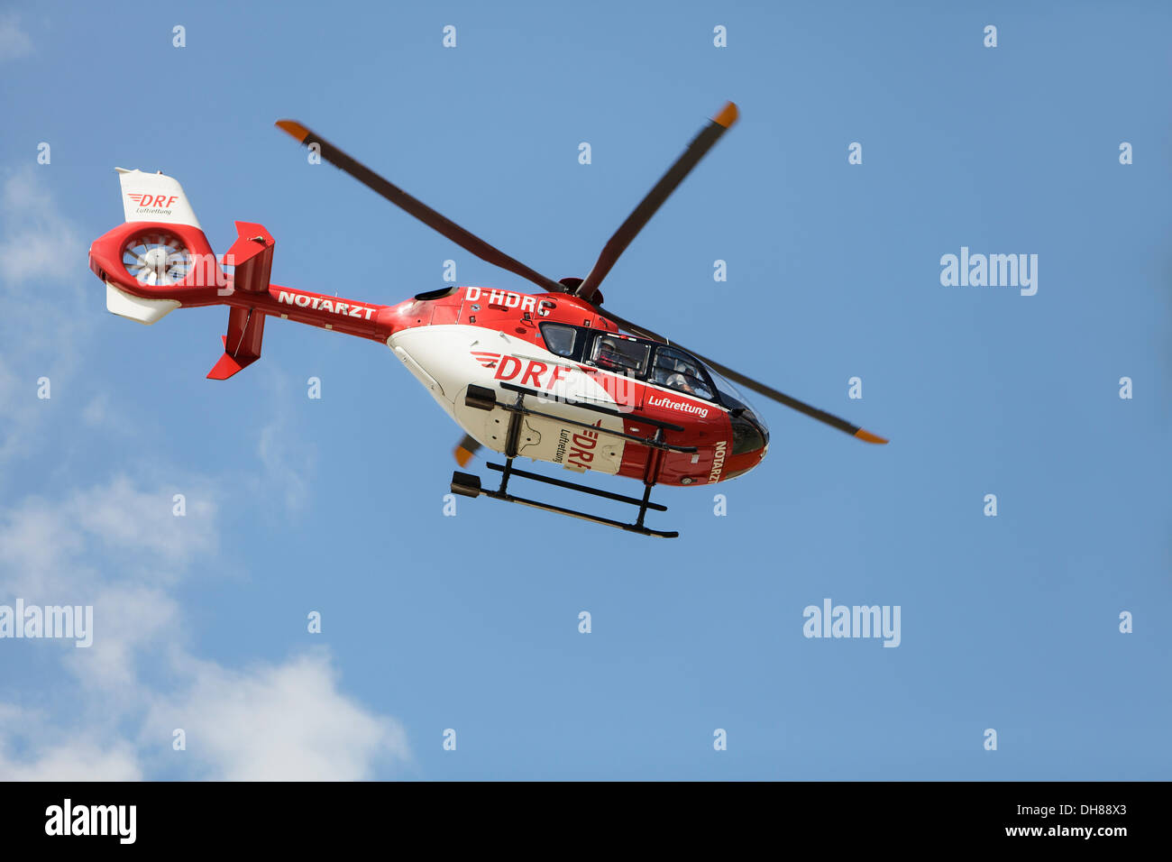 Hélicoptère de la DRF Air Rescue en Fürstenwalde (Mark), Oder-Spree, Brandebourg district Banque D'Images