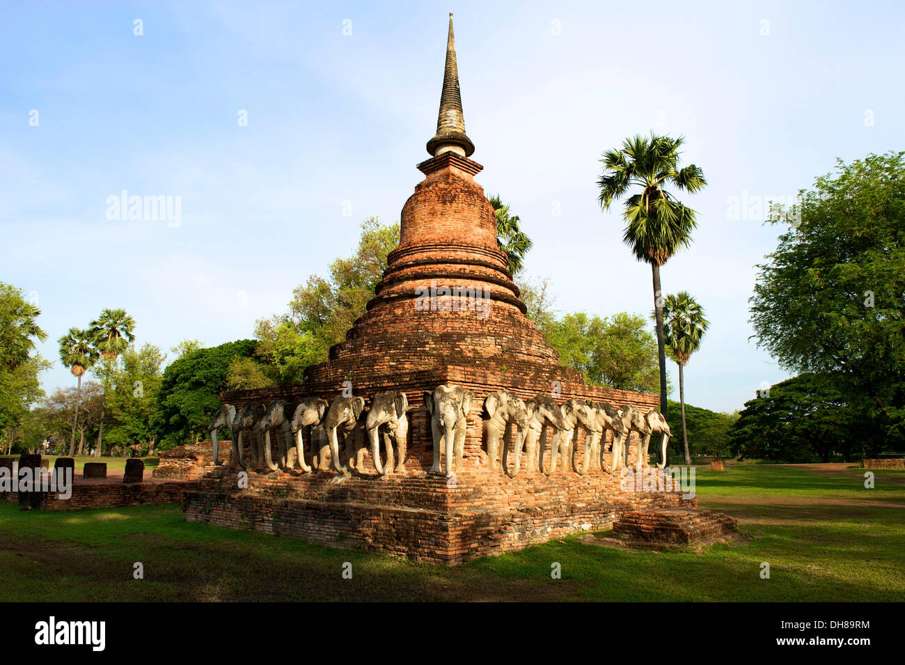 Wat Sorasak, Parc historique de Sukhothaï, Sukhothai, Thaïlande, Asie Banque D'Images