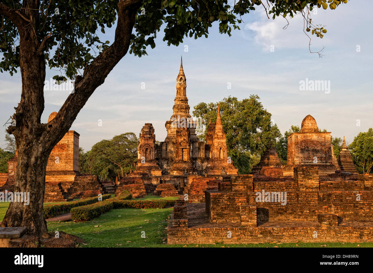 Wat Mahathat, Parc historique de Sukhothaï, Sukhothai, Thaïlande, Asie Banque D'Images