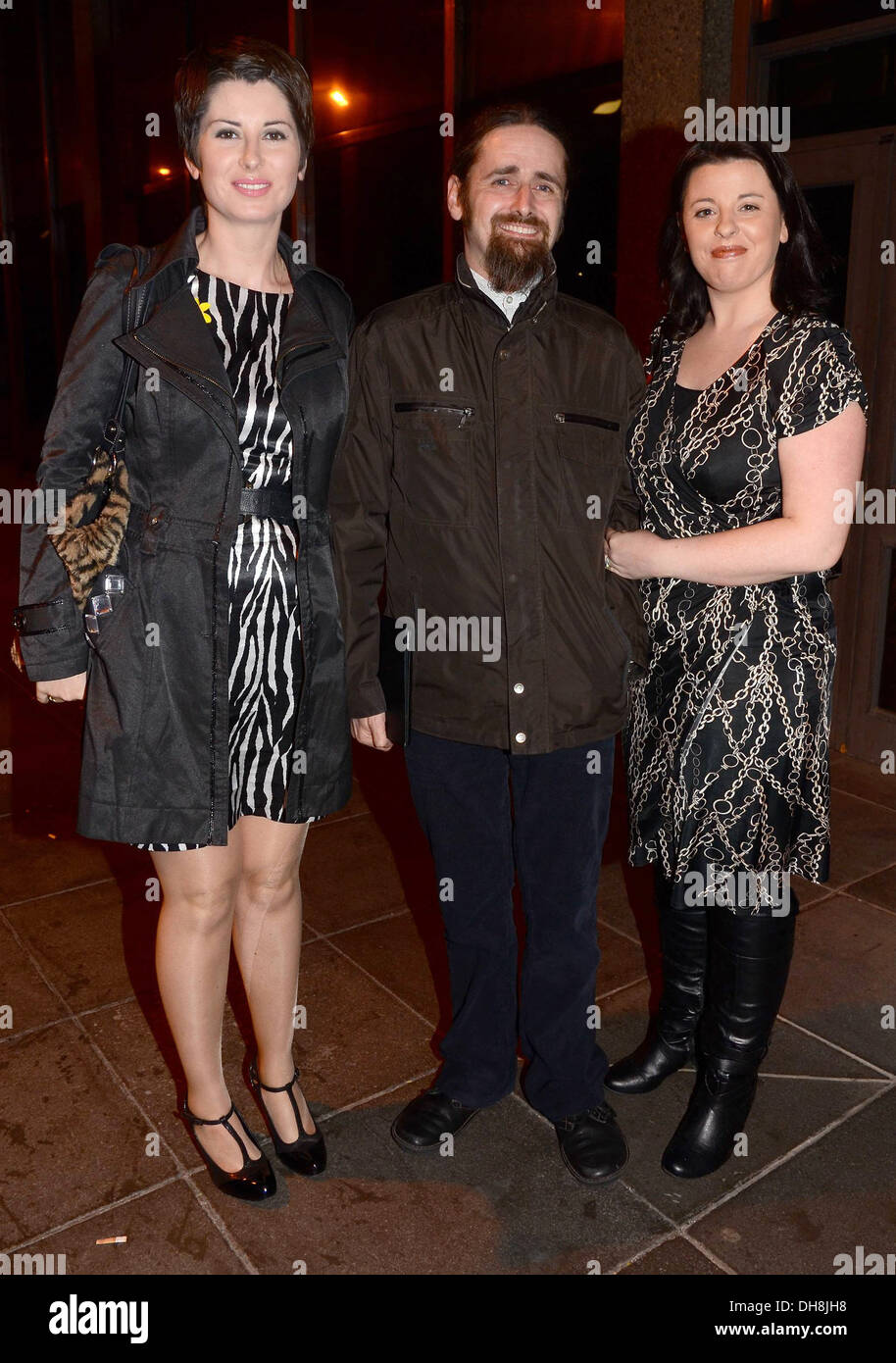 Sarah Kelly Luc Flanagan et son épouse Judith Flanagan des stars en dehors de la RTE studios pour 'The Late Late Show' Dublin Ireland Banque D'Images