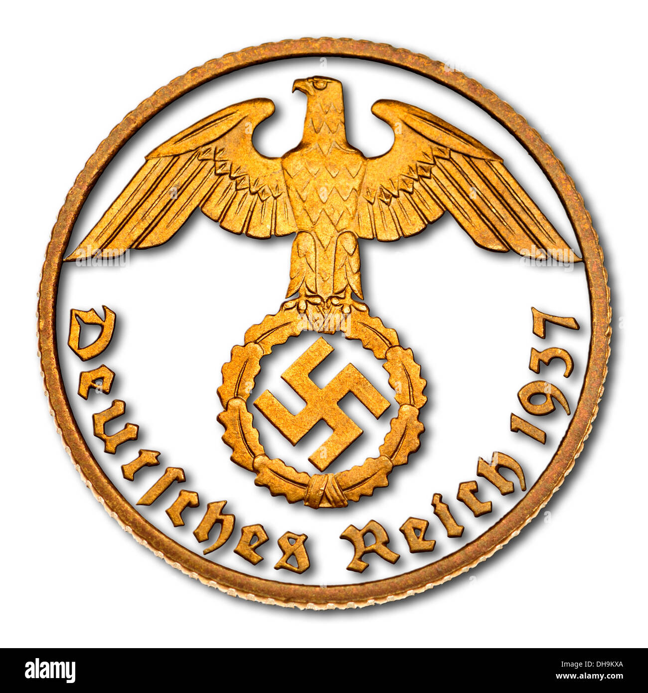 L'allemand 10pf coin à partir de 1937 avec l'Aigle et croix gammée. Détails découper avec ombre portée Banque D'Images