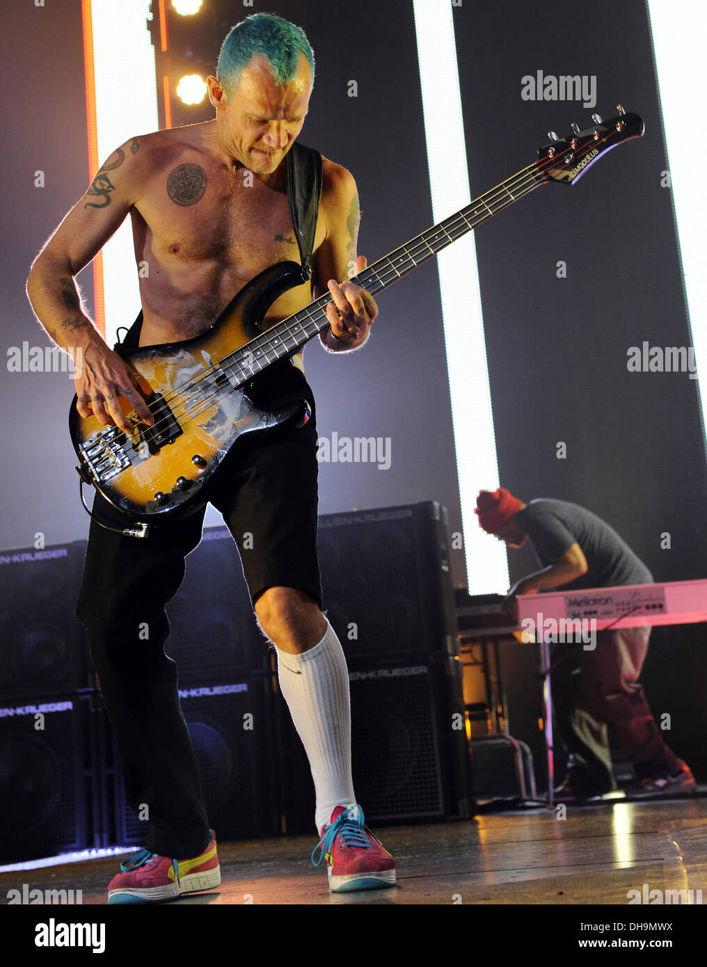 Flea des Red Hot Chili Peppers à la Bank Atlantic Center Lever du soleil,Floride - 02.04.12 Banque D'Images