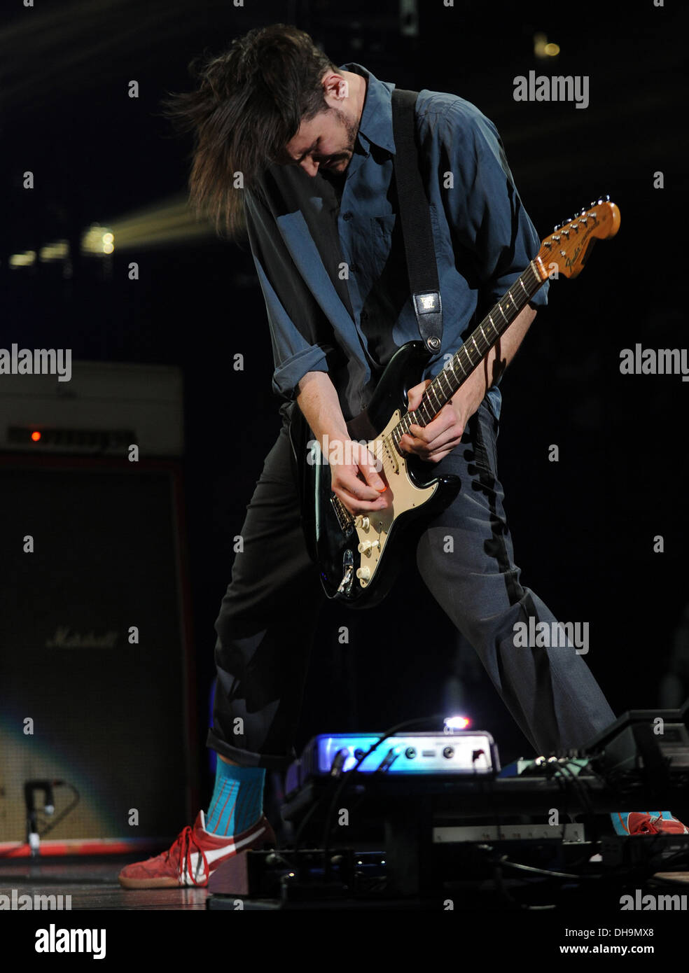 Josh Klinghoffer Red Hot Chili Peppers effectuant à Bank Atlantic Center Lever du soleil,Floride - 02.04.12 Banque D'Images