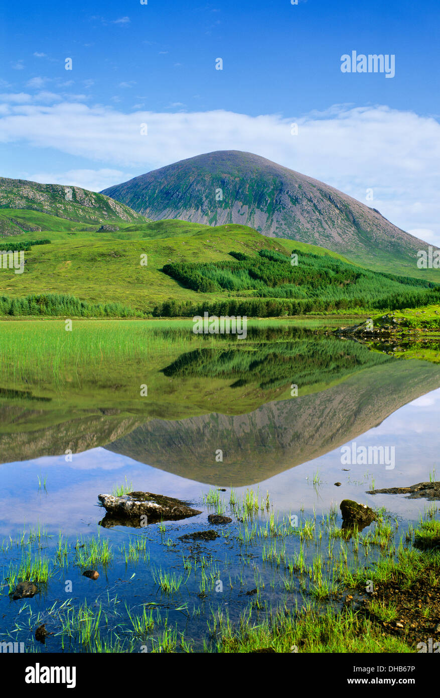 Beinn na Caillich et Loch Cill Chriosd, île de Skye, Hébrides intérieures, Highland, Scotland, UK. Banque D'Images