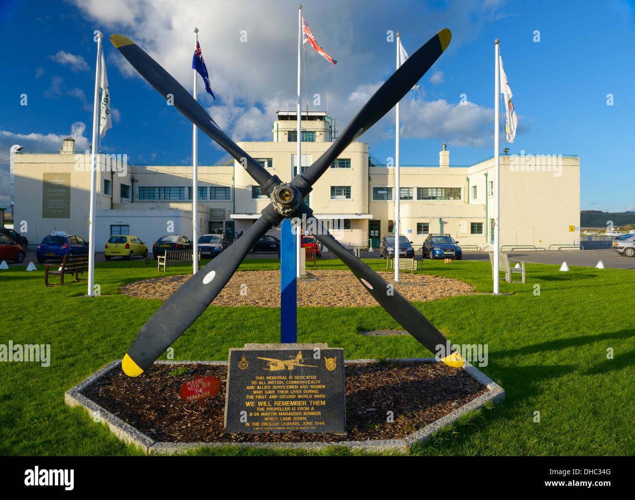 L'Art Déco terminal à l'aéroport de Shoreham à memorial, britannique et du Commonwealth aviateurs alliés , West Sussex, UK Banque D'Images