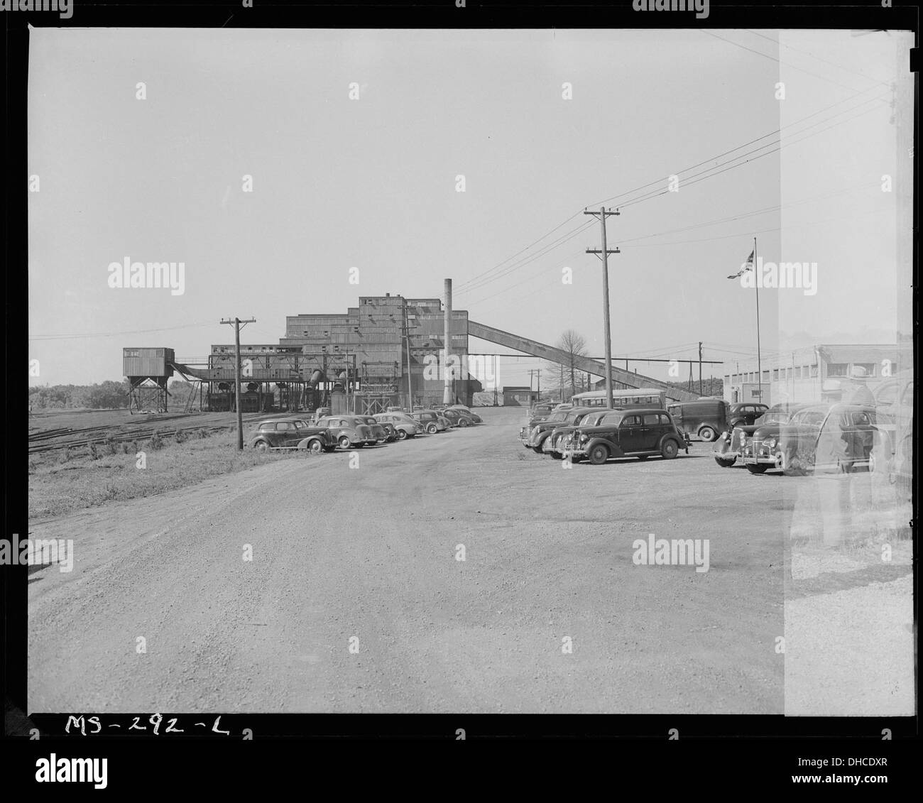 La pointe de la mine Victory de Pyramid Coal Company à Terre haute, Indiana, ouverte en 1943, est montrée sur cette photographie, illustrant l’infrastructure minière utilisée dans l’extraction du charbon. Banque D'Images