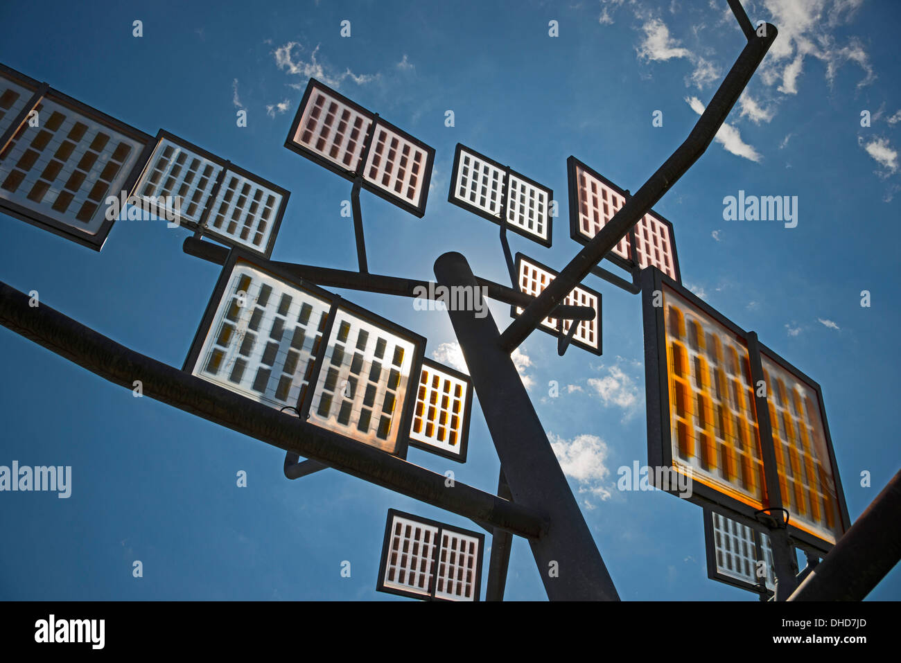 Allemagne, Ulm, arbre solaire dans la ville solaire résidentiel Ulmer Banque D'Images