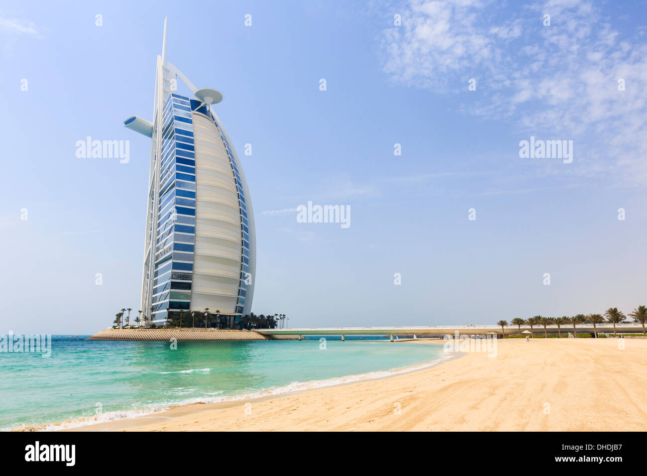 Hôtel Burj Al Arab, la plage de Jumeirah, Dubai, Émirats arabes unis, Moyen Orient Banque D'Images