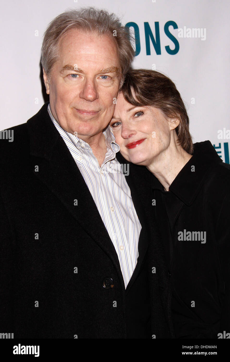 Michael McKean et Annette O'Toole Broadway soirée d'ouverture de la 'Lyon' à Cort Theatre - Arrivées New York City USA - Banque D'Images