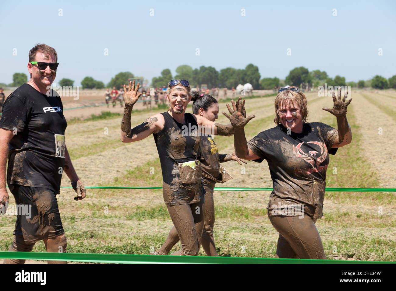 Mud run participants - California USA Banque D'Images