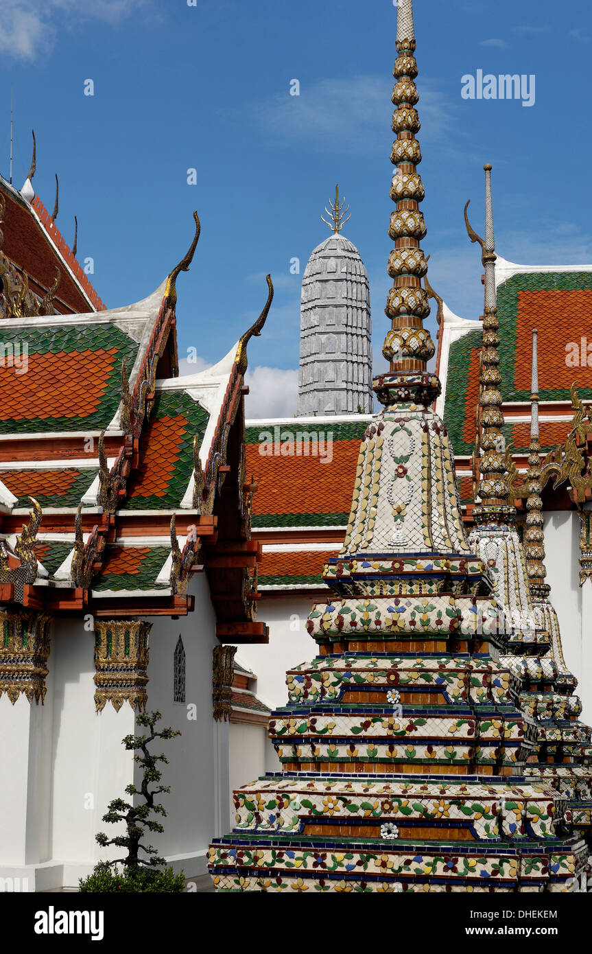 Wat Phra Chetuphon (Wat Pho) (Wat Po), fondée au 17e siècle, le plus ancien temple de la ville, Bangkok, Thaïlande Banque D'Images