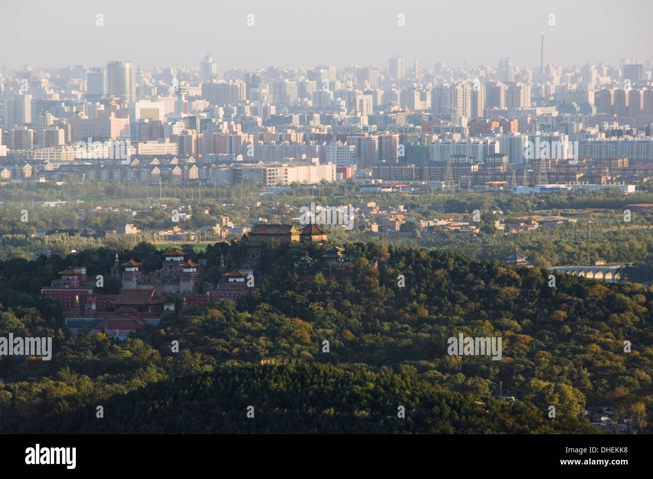 Vue panoramique sur la ville de Fragrant Hills Park, Beijing, China, Asia Banque D'Images