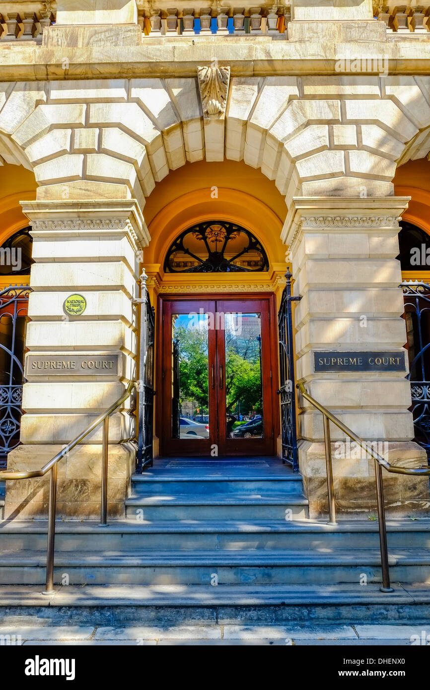 L'entrée principale de la Cour suprême de l'Australie du Sud Banque D'Images