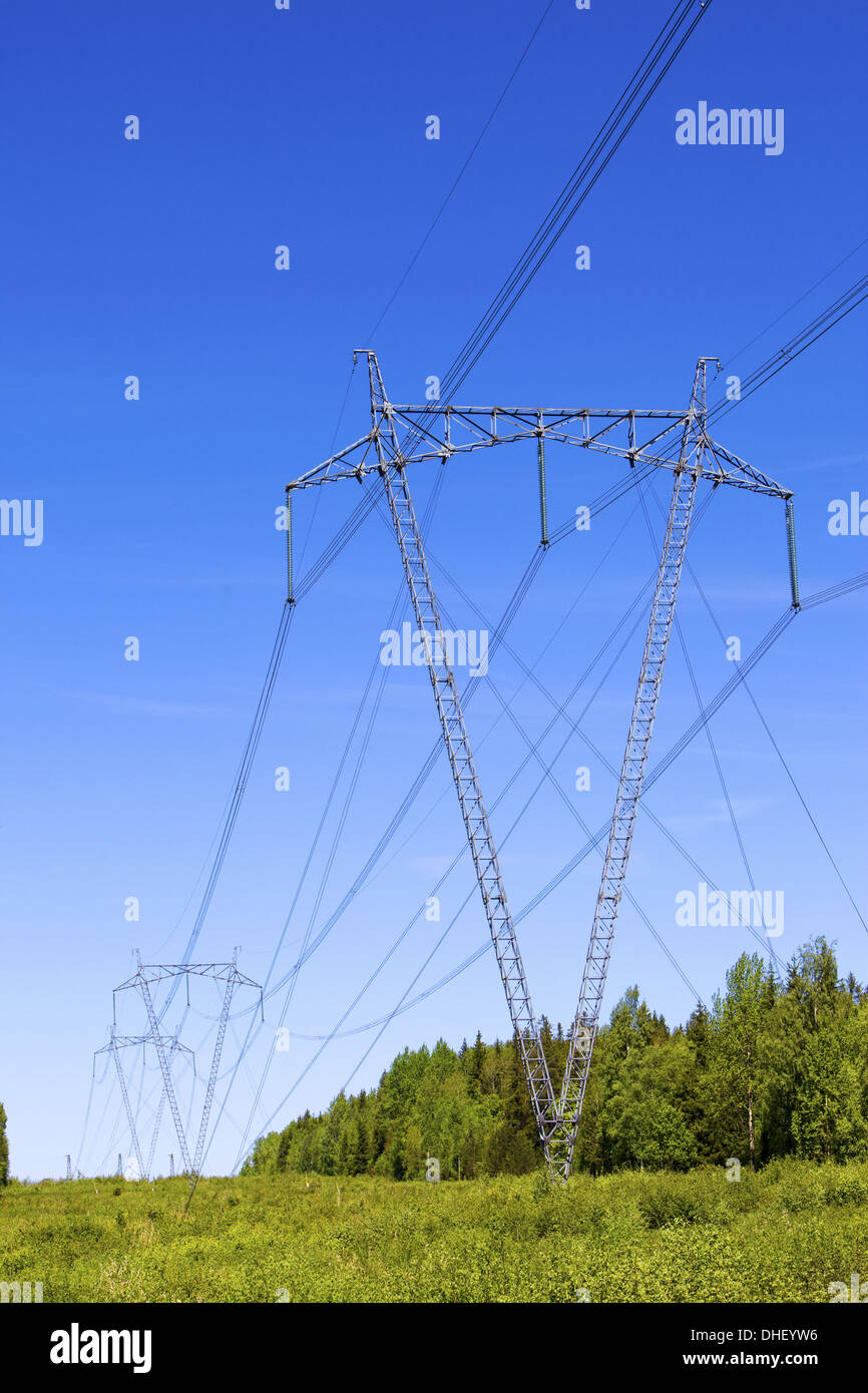 Ligne haute tension d'électricité transmissions Banque D'Images
