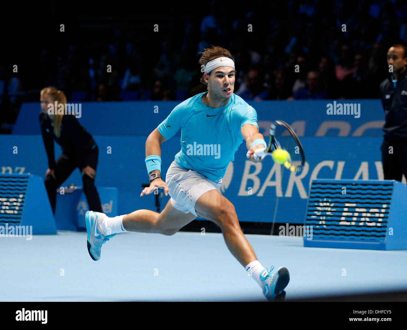 Londres, Royaume-Uni. 05Th Nov, 2013. Rafael Nadal (ESP) bat Tomas Berdych (CZE) par un score de 6-4, 1-6, 6-3 lors de la cinquième journée de la Barclays ATP World Tour finals de l'O2 Arena. © Plus Sport Action/Alamy Live News Banque D'Images