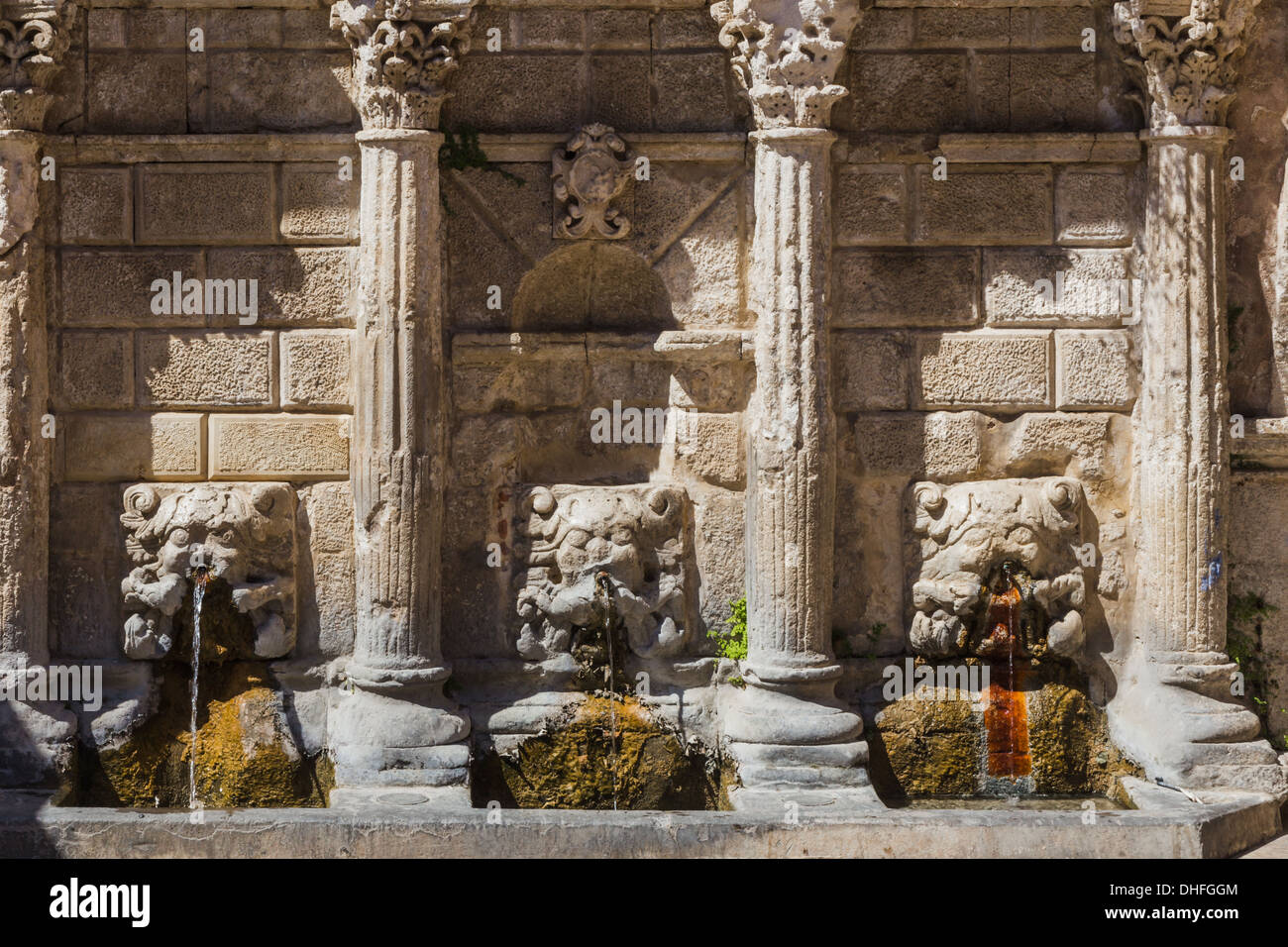 Fontaine Rimondi richement décorées, Crete Banque D'Images