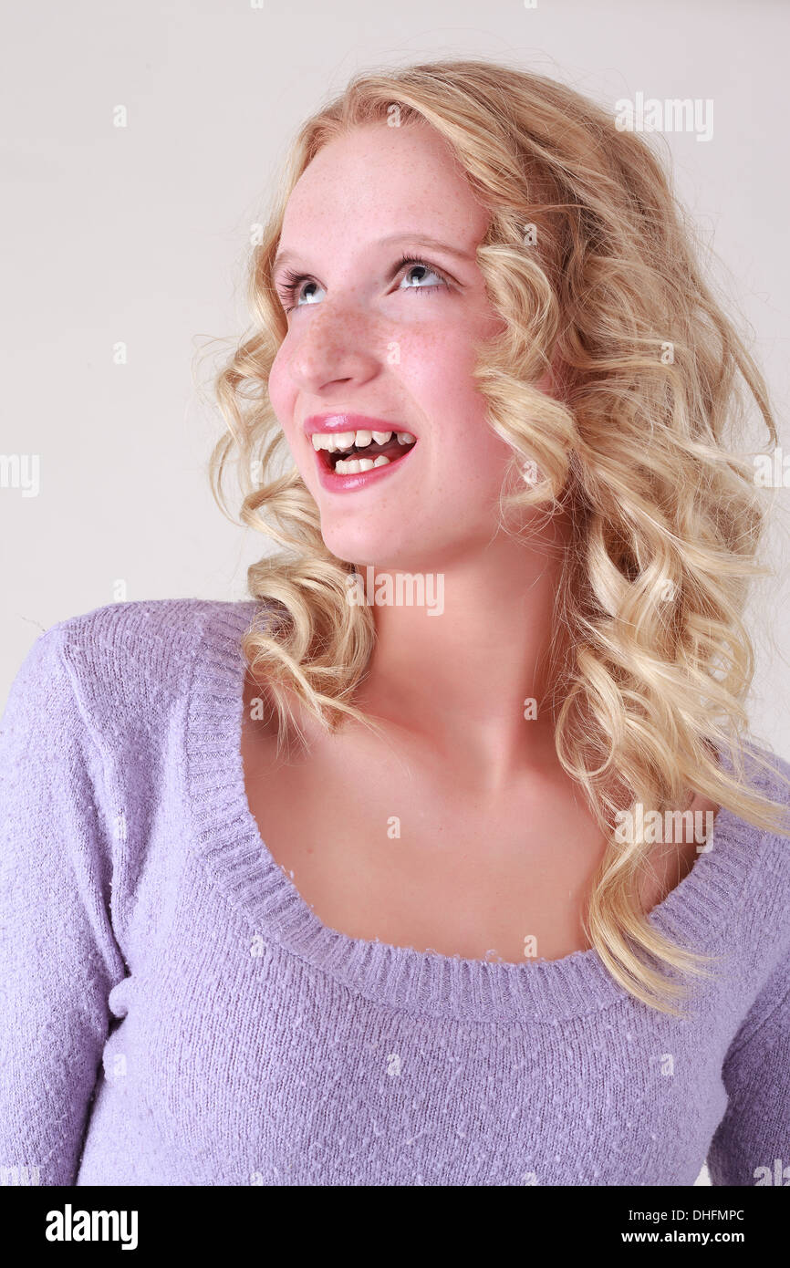 Portrait d'une blonde avec Gap Banque D'Images