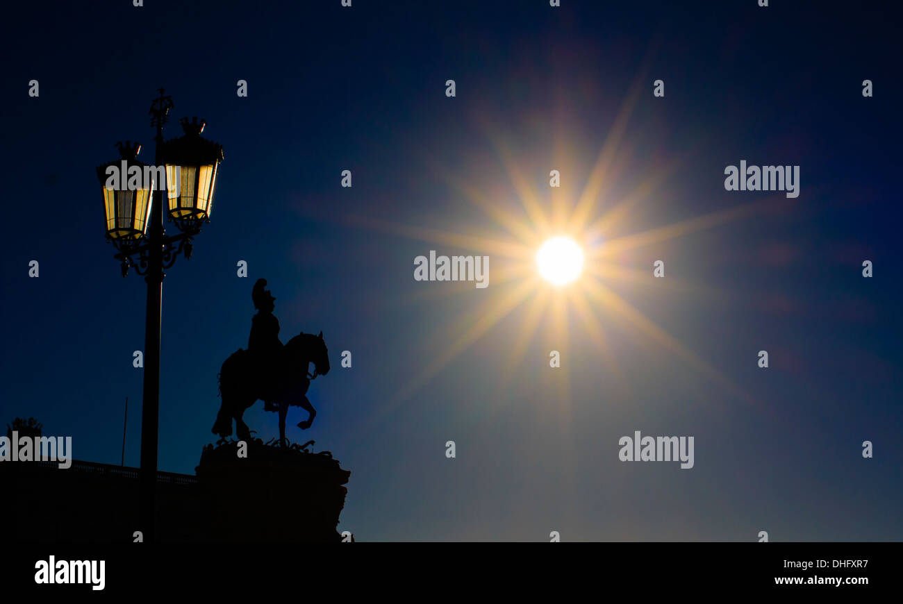 Square de Commerce à Lisbonne très tôt le matin - effet intéressant de la lumière. Banque D'Images