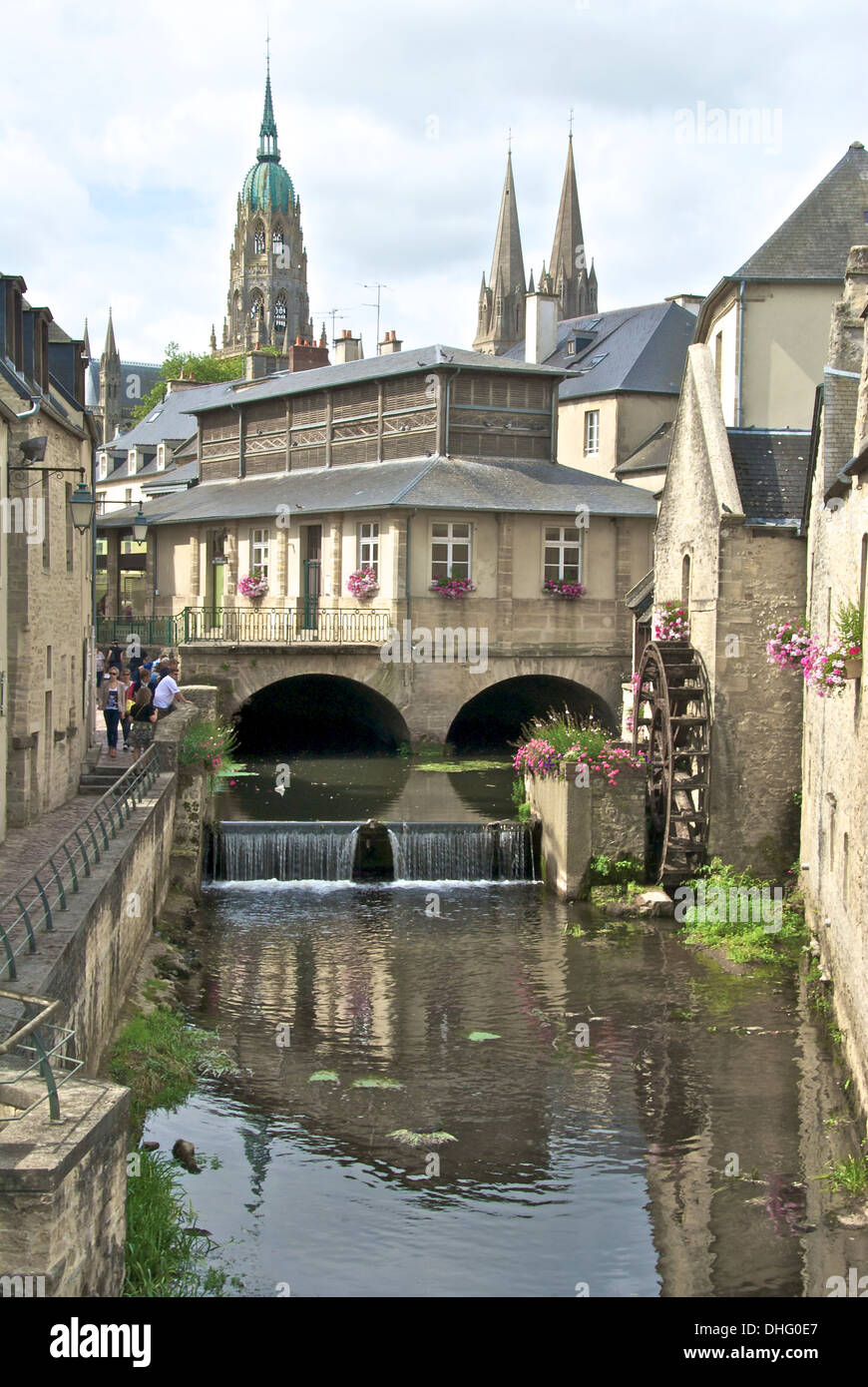 Rivière Weir et de la cathédrale de Bayeux Banque D'Images