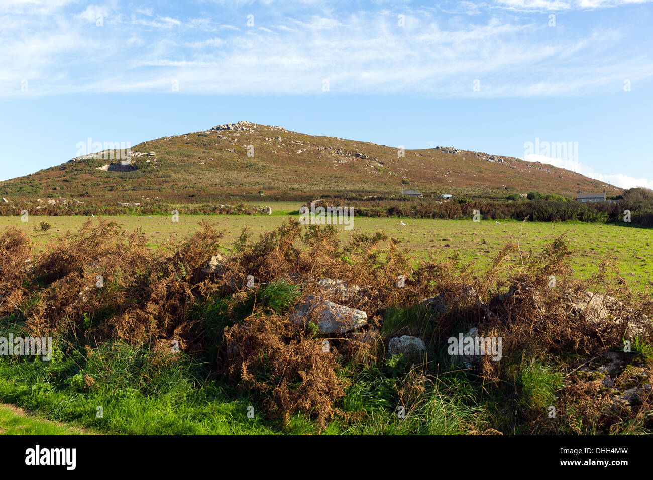 Campagne Cornwall Zennor près de St Ives England UK avec ciel bleu et de nuages Banque D'Images