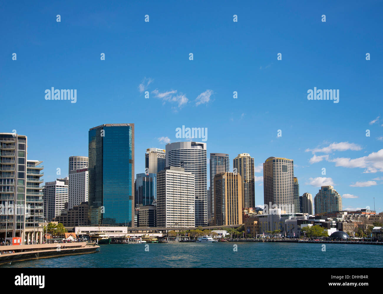 Circular Quay et la ligne d'horizon dans le centre de Sydney, Australie Banque D'Images