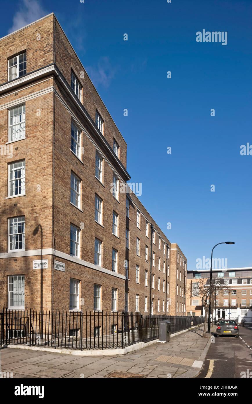 William Goodenough Chambre à Goodenough College, Londres, Royaume-Uni. Architecte : Wilson Mason et partenaires, 2013. Perspective Banque D'Images