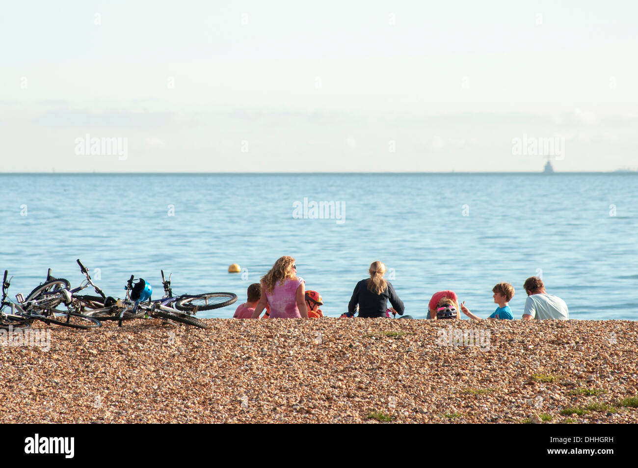 Journée En Famille à La Plage Banque Dimages Photo Stock