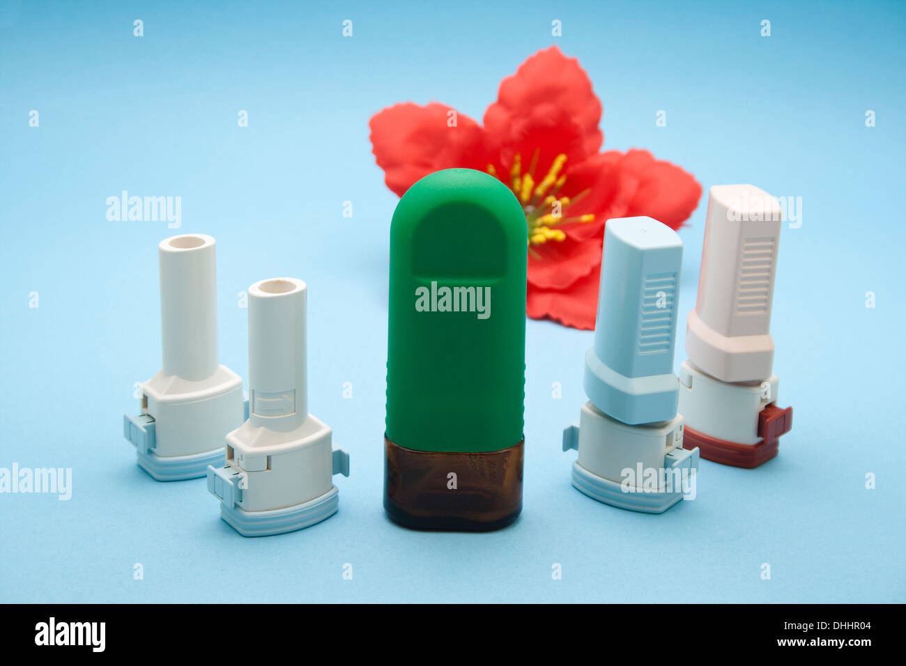 Spray pour l'asthme Banque de photographies et d'images à haute résolution  - Alamy