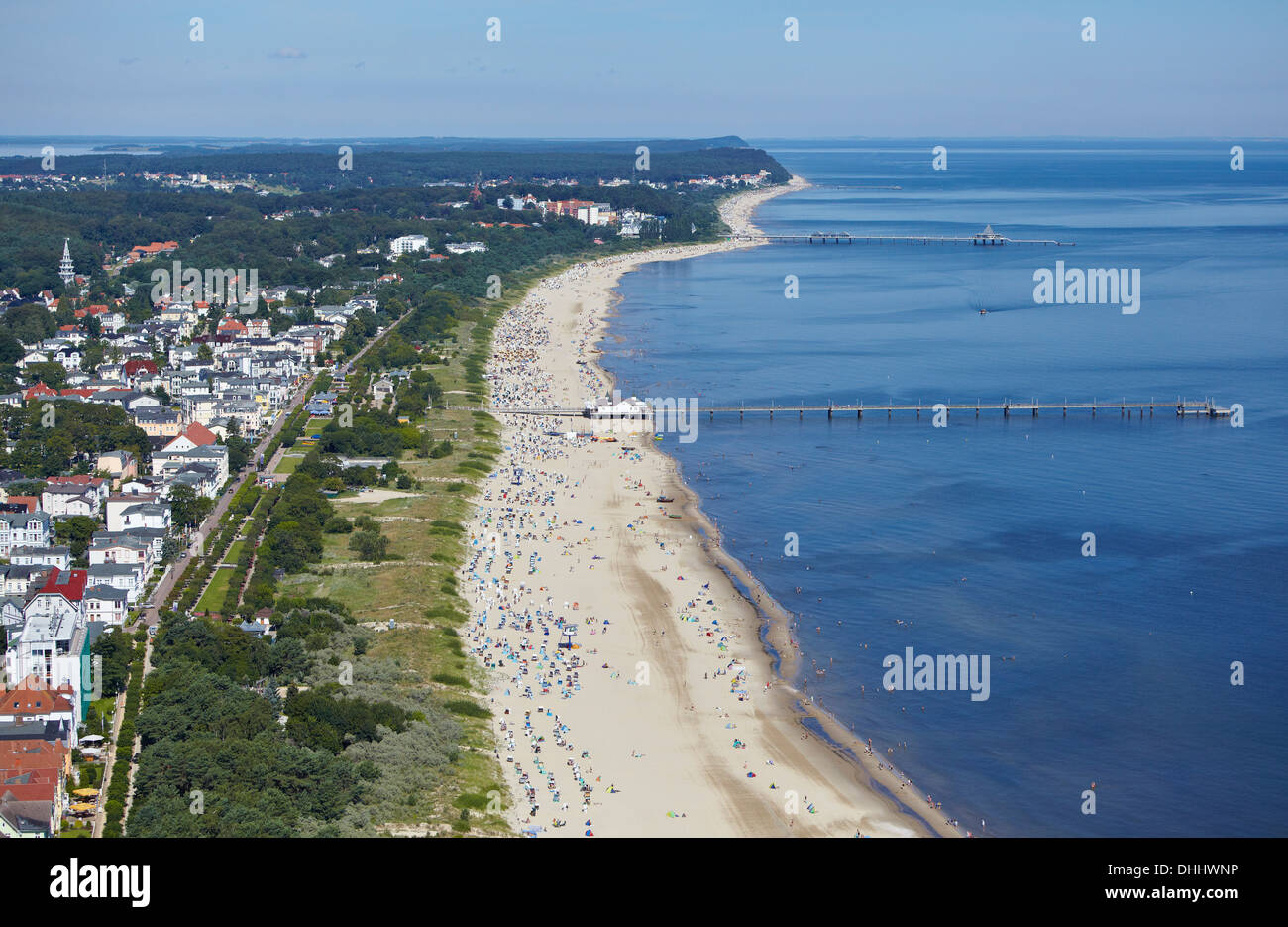 Piers et plage d'Ahlbeck, Heringsdorf et entre l'île d'Usedom, Mecklembourg Poméranie occidentale, l'Allemagne, de l'Europe Banque D'Images