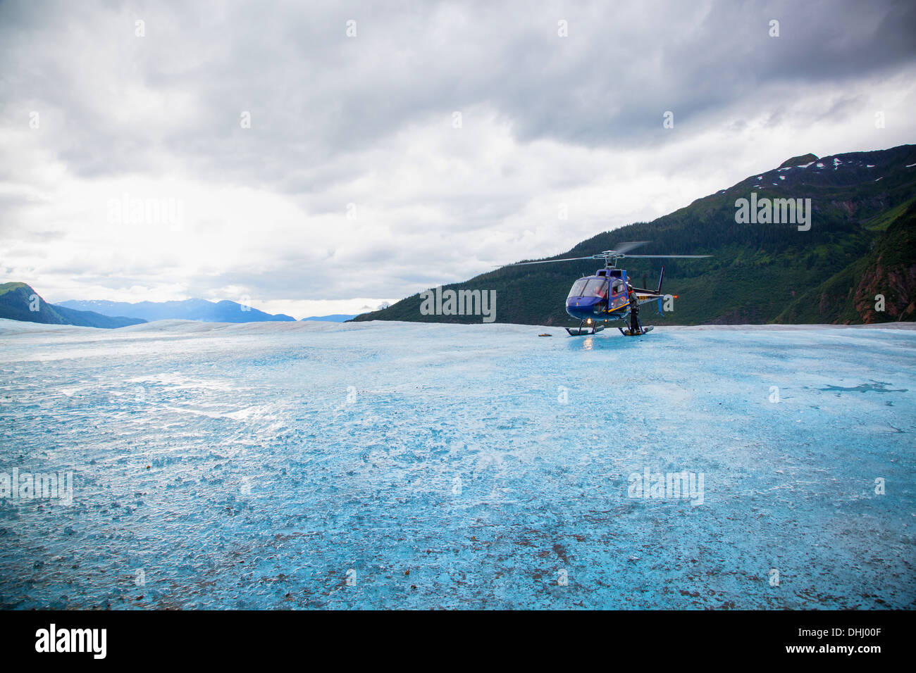Hélicoptère sur Mendenhall Glacier, Alaska, USA Banque D'Images