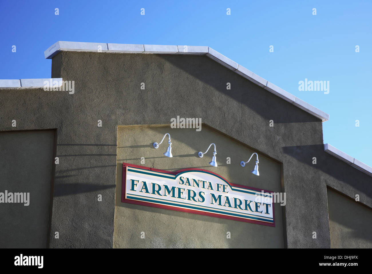 Inscrivez-vous à l'entrée du marché des producteurs de Santa Fe, Santa Fe, Nouveau Mexique USA Banque D'Images