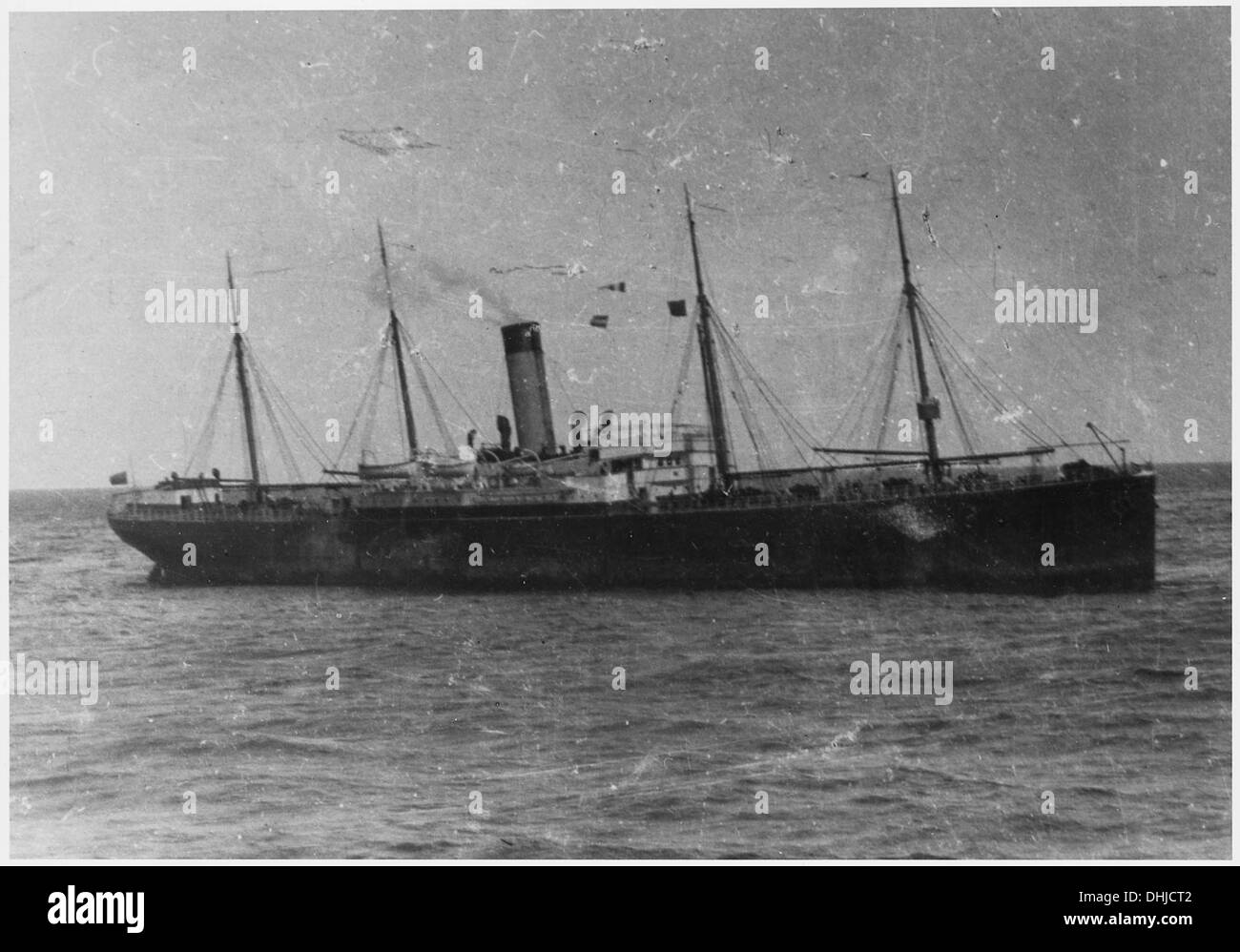 Une photographie du navire californien, peut-être prise depuis le pont de la Carpathie. Le californien a été impliqué dans les opérations de sauvetage lors de la catastrophe du Titanic, bien que son rôle ait été un sujet de débat historique. Banque D'Images