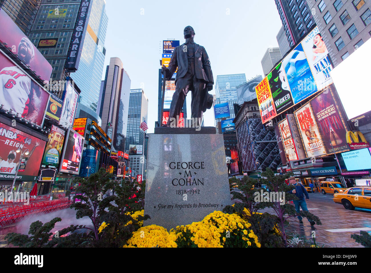 George M Cohan Statue,Times Square, New York City, États-Unis d'Amérique. Banque D'Images