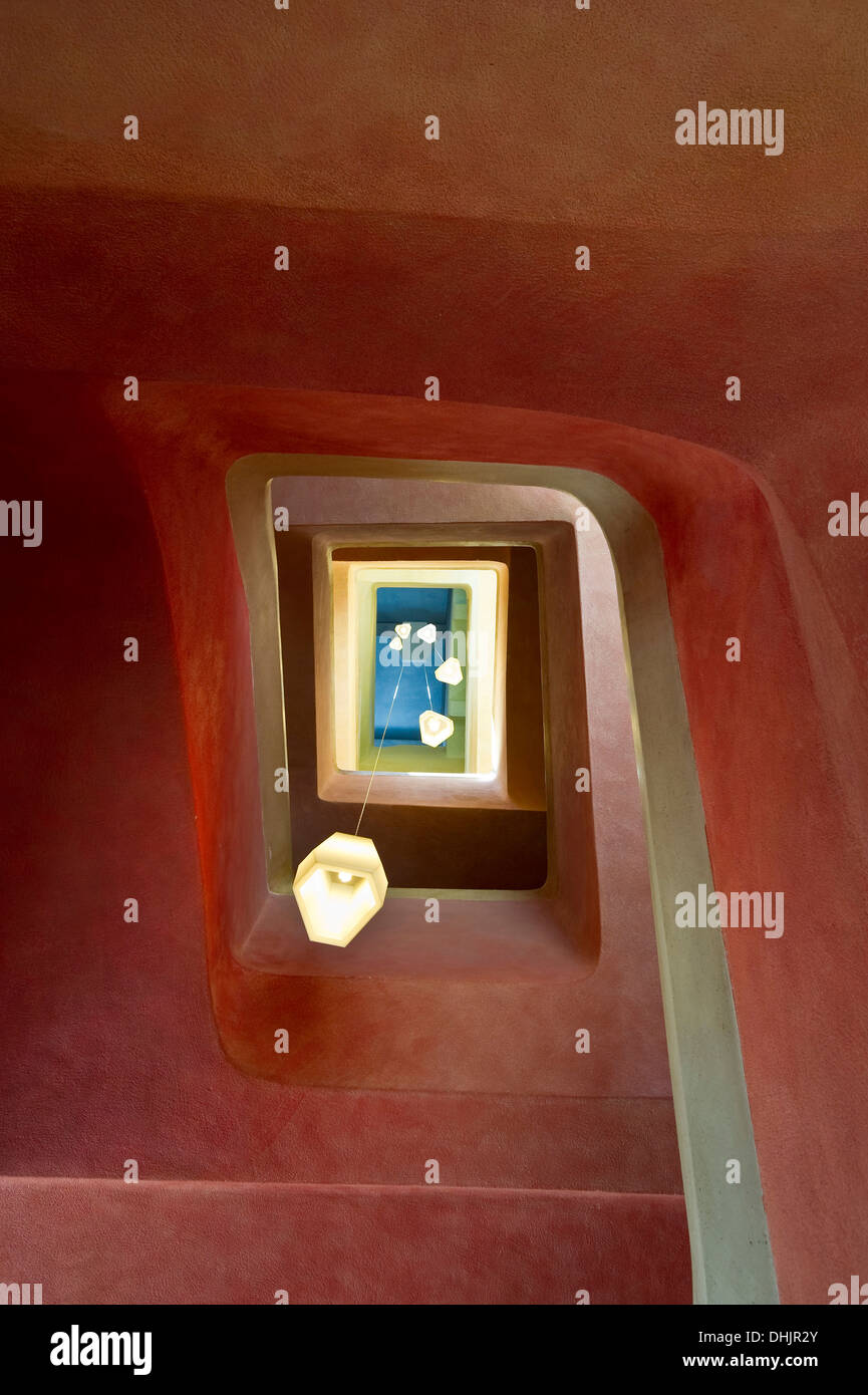 Escalier dans le Goetheanum, architecte Rudolf Steiner, centre mondial pour le mouvement anthroposophical, Dornach, le canton de Soleure Banque D'Images