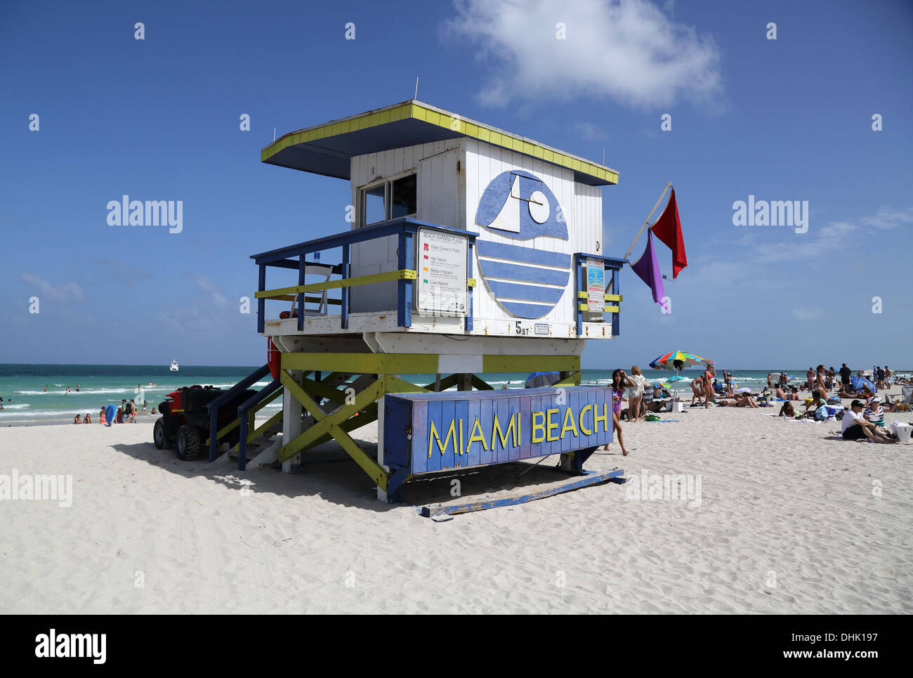 Art deco lifeguard stations à Miami Beach sur la côte de Floride Banque D'Images