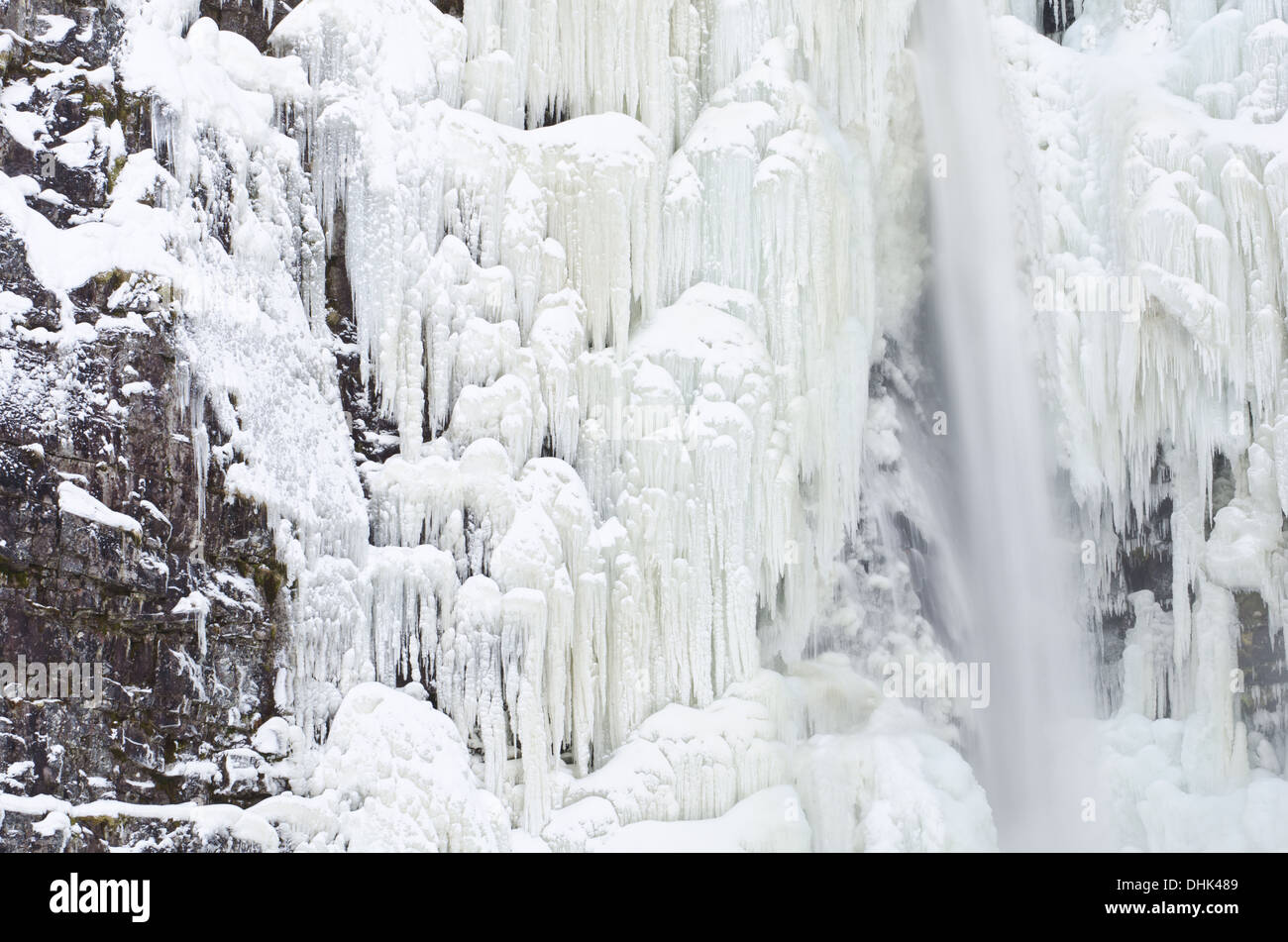 La cascade gelée Njupeskaer, Suède Banque D'Images
