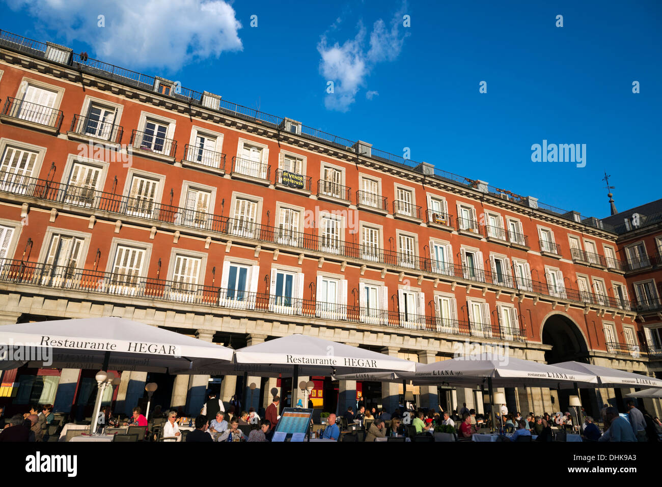 Restaurants dans la Plaza Mayor, Madrid, Espagne Banque D'Images