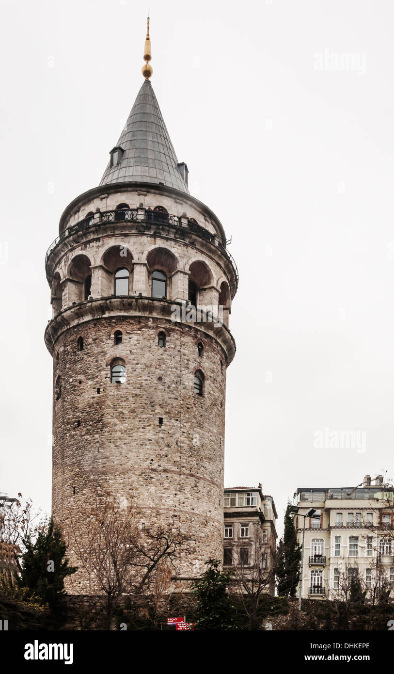 Watch Tower dans la zone de Galata à Istanbul, Turquie Banque D'Images