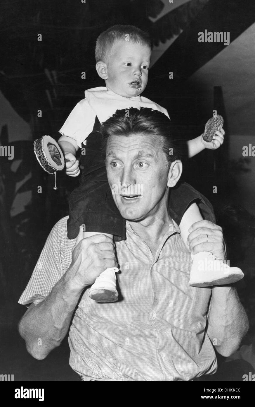 Kirk Douglas et Peter Vincent Douglas, Portrait, 1953 Banque D'Images