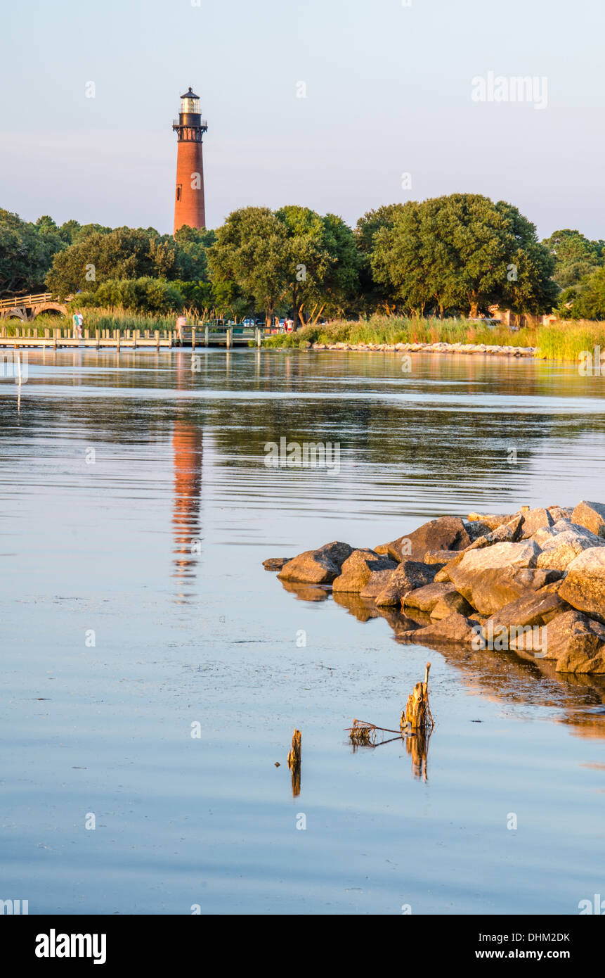 Coucher du soleil à Currituck Lighthouse en corolle, Outer Banks, OBX, Caroline du Nord Banque D'Images