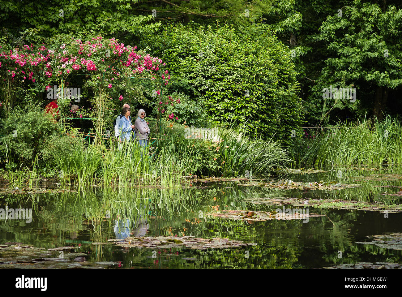 Les visiteurs de Monet à Giverny France en Juin Banque D'Images