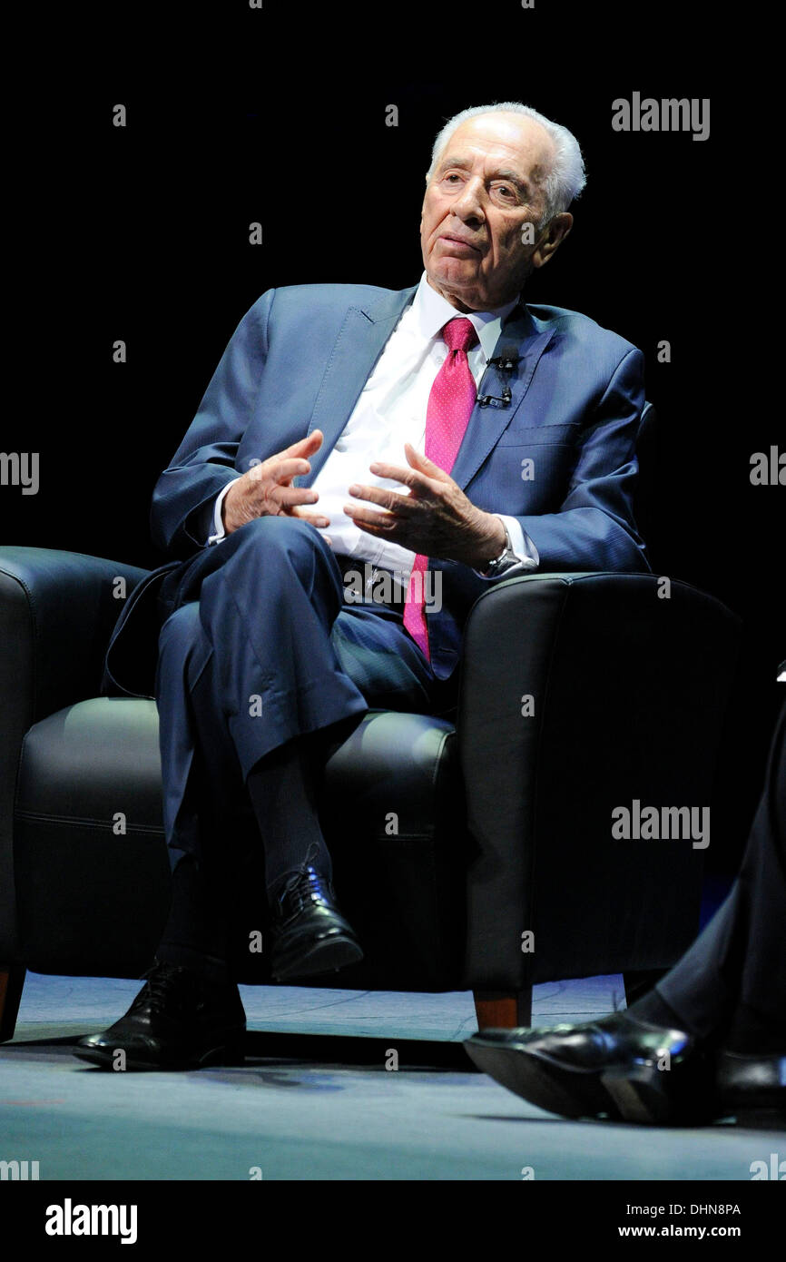 Shimon Peres, président d'Israël d'une soirée avec le président israélien Shimon Peres, organisé par la Fédération UJA du Grand Toronto au Sony Centre for the Performing Arts de Toronto, Canada - 09.05.12 Banque D'Images