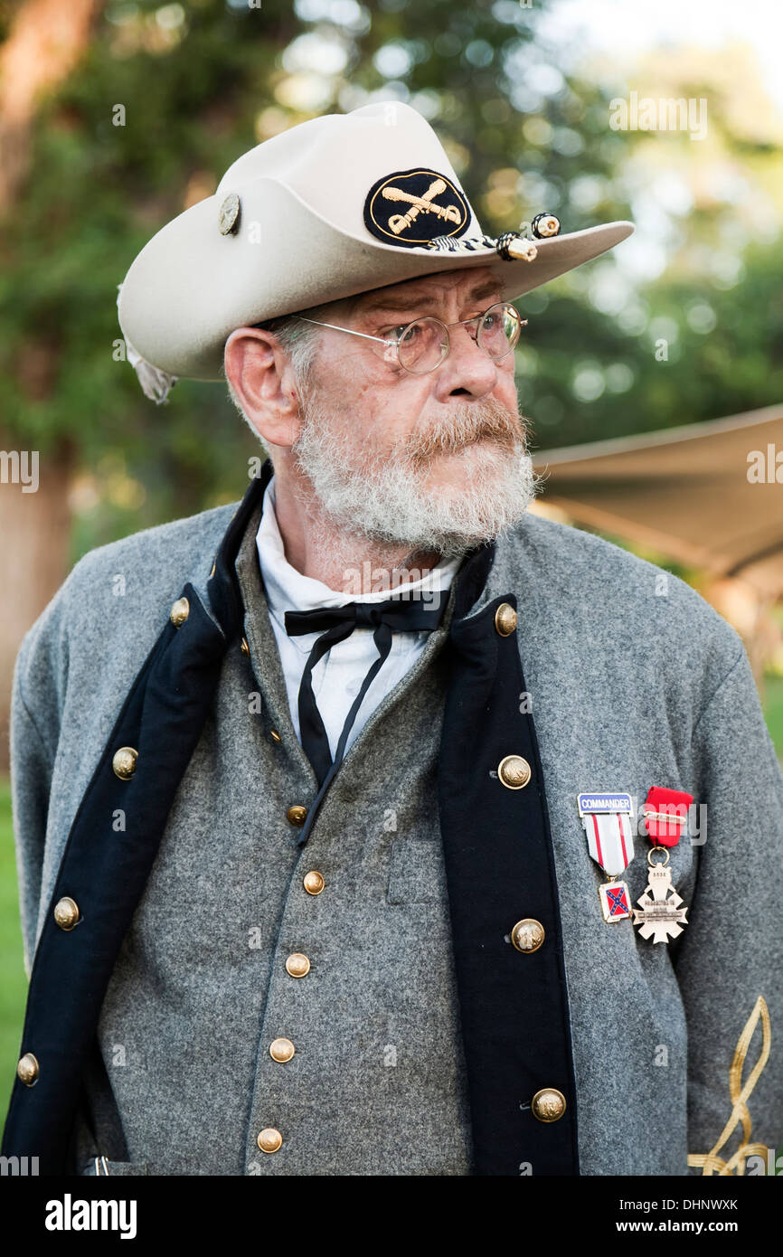 La guerre civile commandant confédéré reenactor, Fort Stanton Live !, Fort  Stanton, Nouveau Mexique USA Photo Stock - Alamy