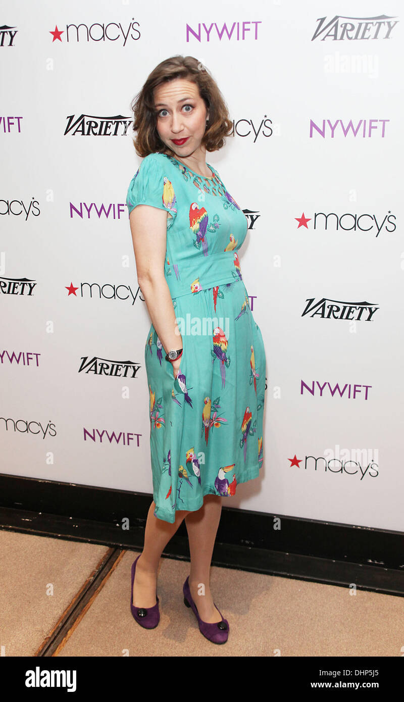 Kristen Schaal NYWIFT's 13th Annual Designing Women Awards tenue à Macy's - Arrivées La ville de New York, USA - 10.05.12 Banque D'Images