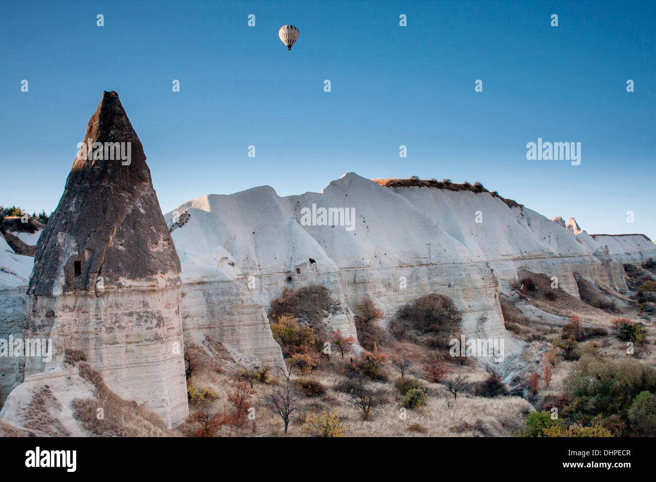 Tôt le matin d'un vol en ballon au-dessus de la Cappadoce en Anatolie centrale, Turquie. Banque D'Images
