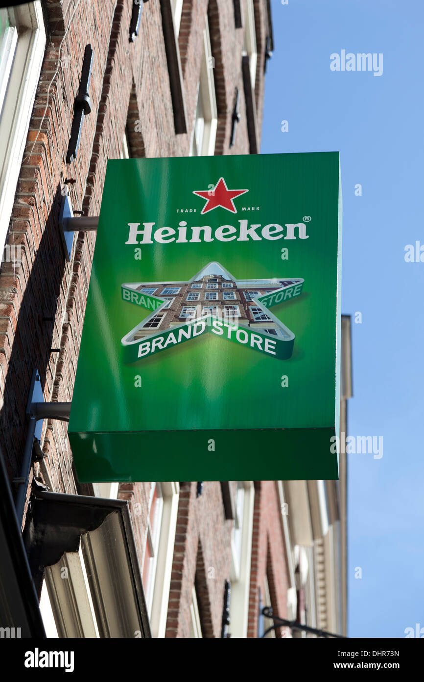 Signe de la marque Heineken à Amsterdam, Pays-Bas Banque D'Images